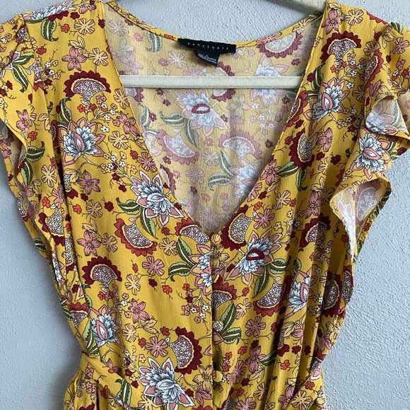 Anthropologie Sanctuary Romper Size Large Yellow Sunrays Button Front Floral - Picture 4 of 11
